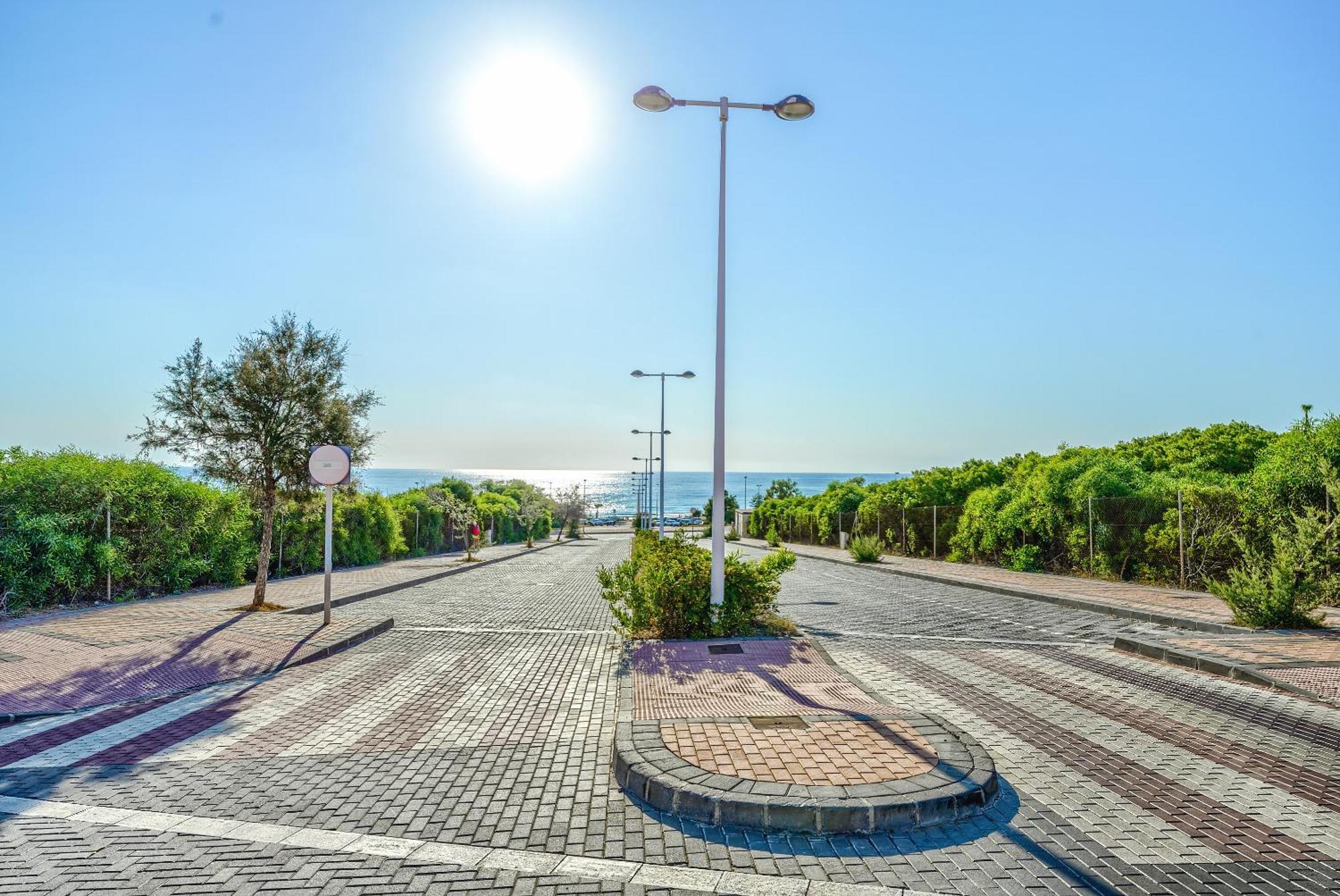 Sunny Apartments In La Mata, Azul Beach 2 Торрев'єха Екстер'єр фото