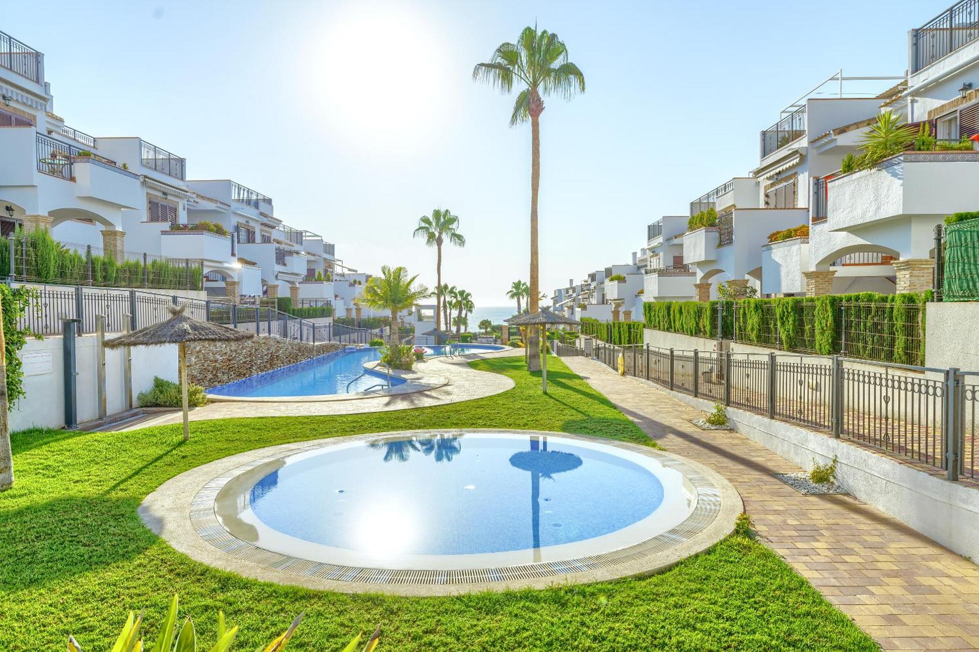Sunny Apartments In La Mata, Azul Beach 2 Торрев'єха Екстер'єр фото